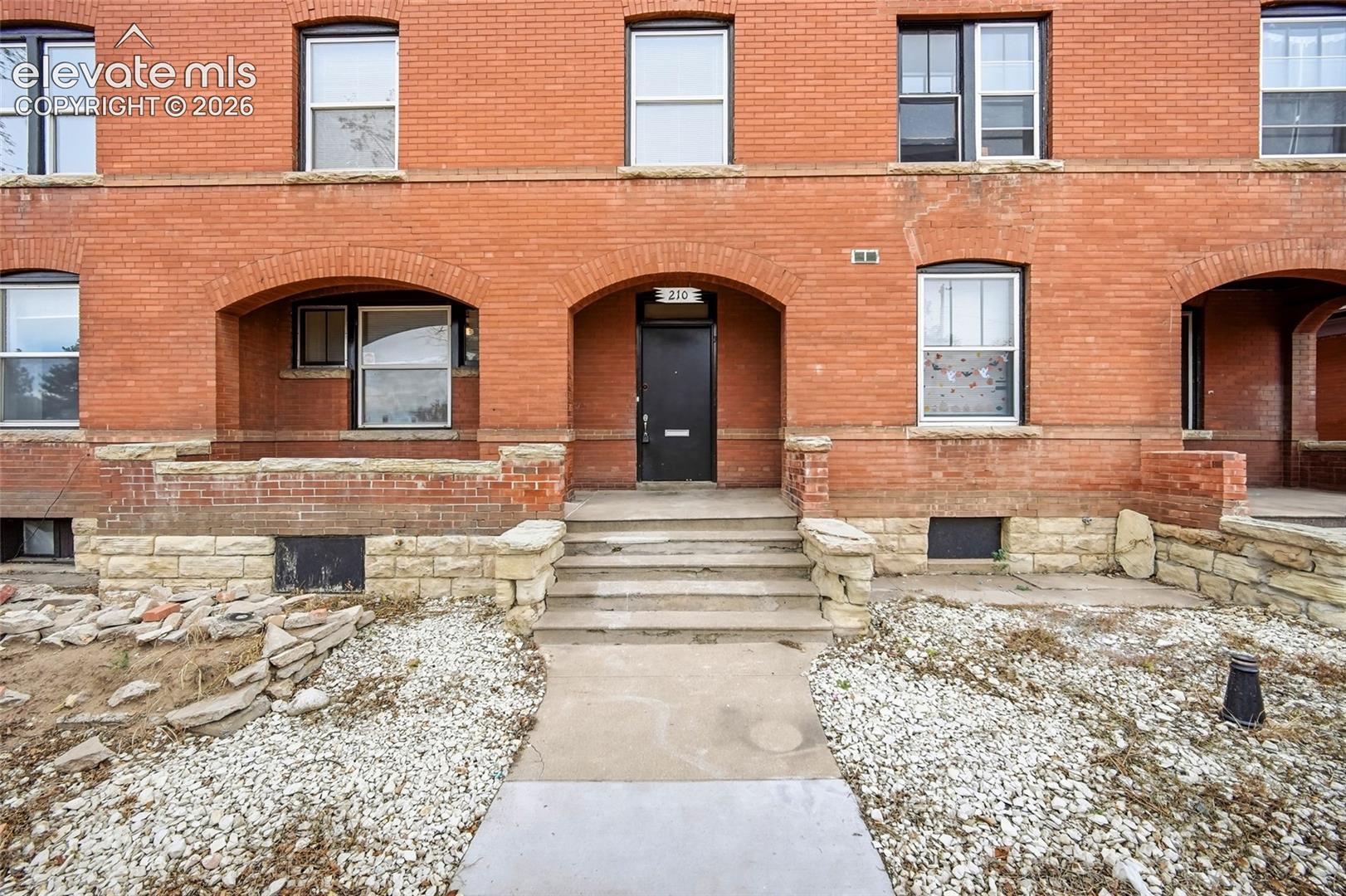 201 Quincy Street 203