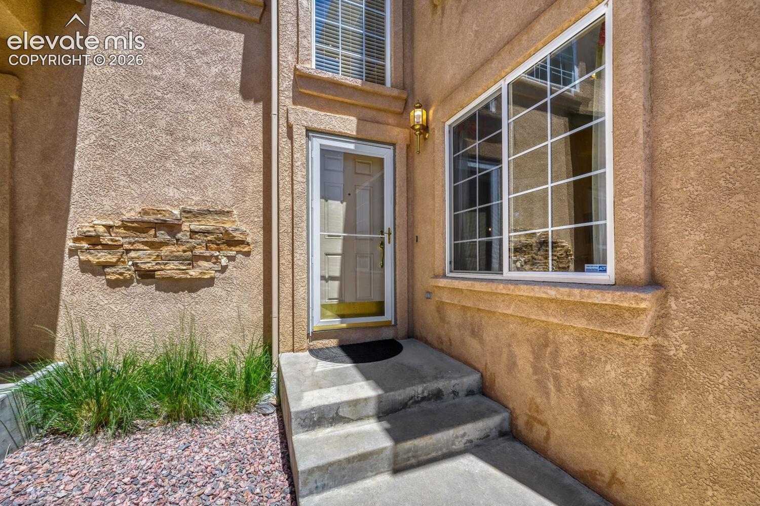 5763 Sonnet Heights