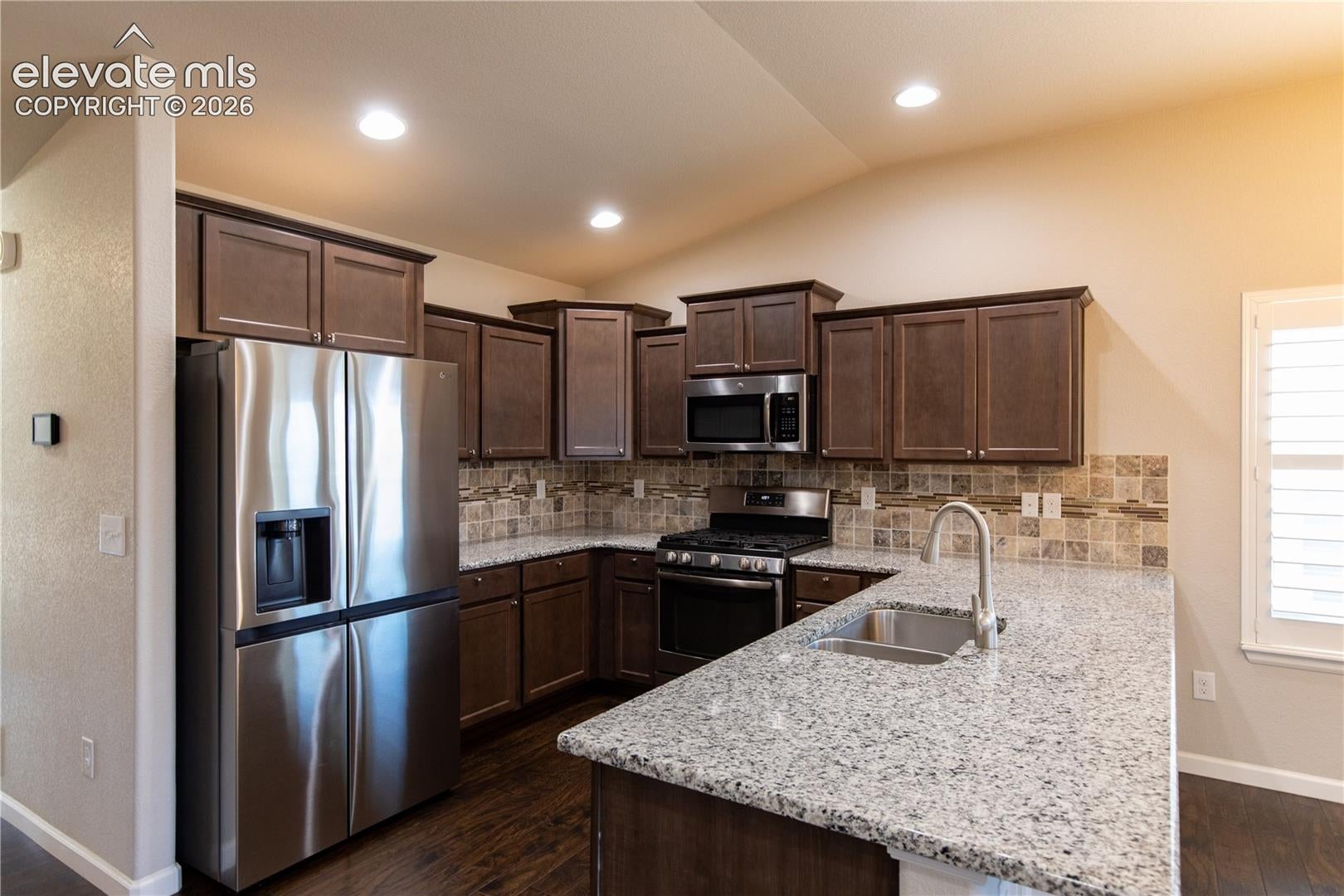 11395 Rill Point
