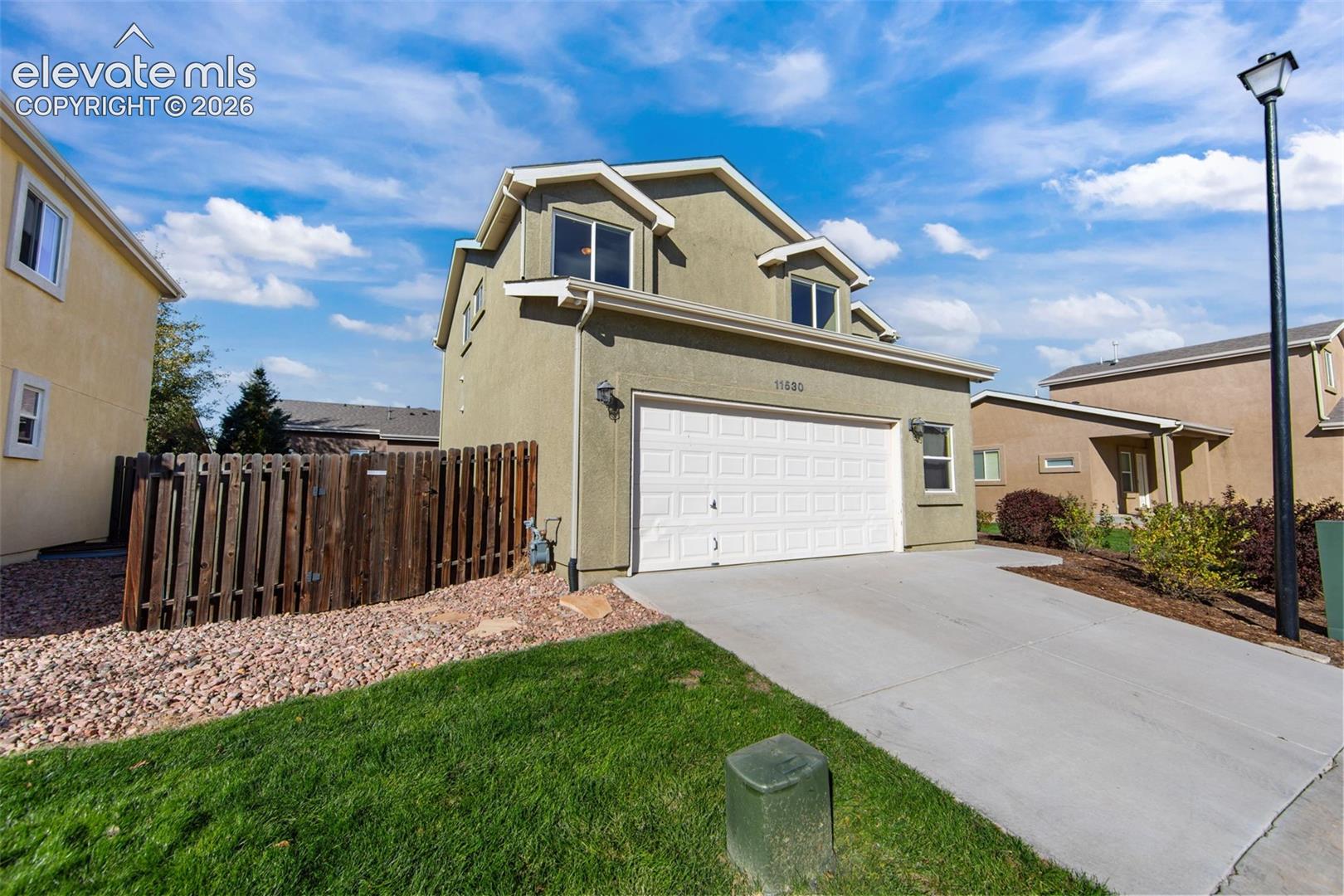 11530 Farnese Heights