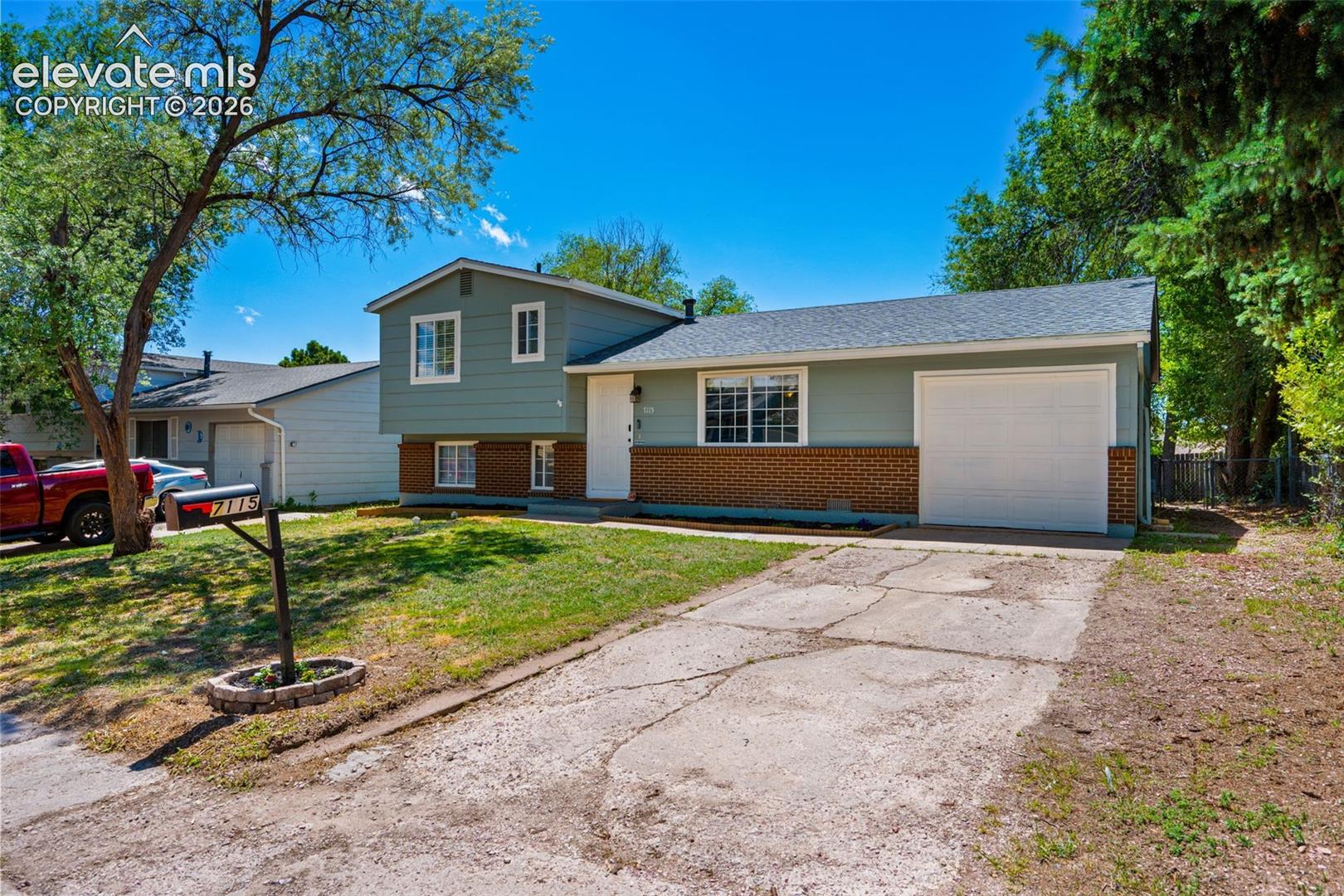 7115 White Mountain Drive
