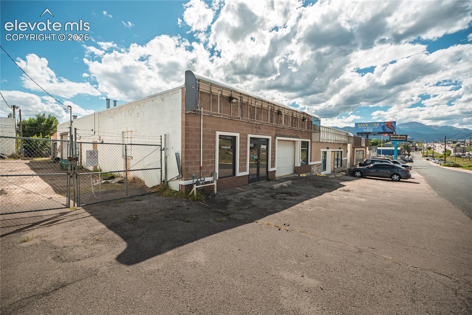 3605-3601 E Platte Avenue