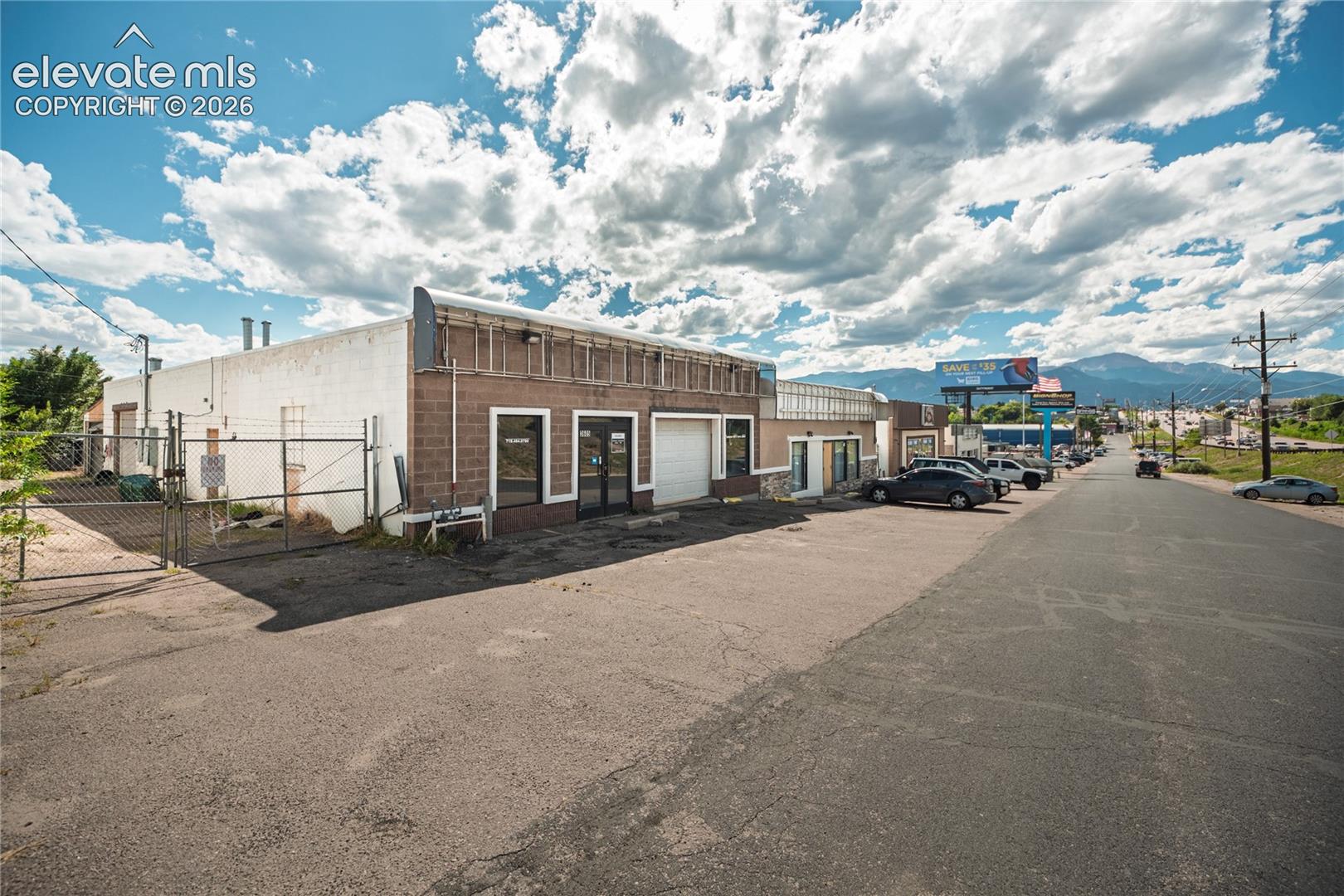 3605-3601 E Platte Avenue