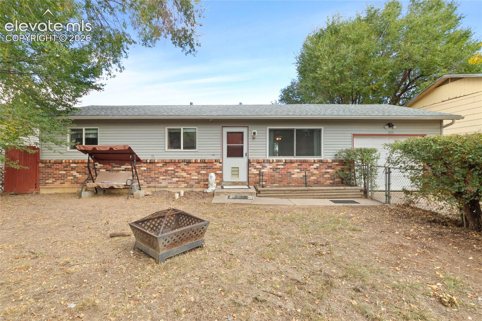 1123 Cambridge Avenue