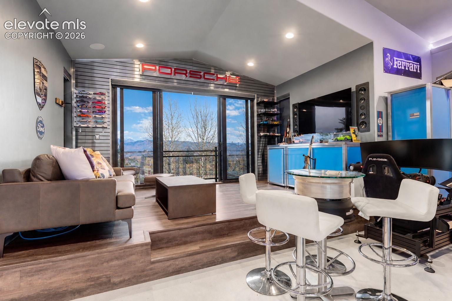 2217 Rainbows End Point