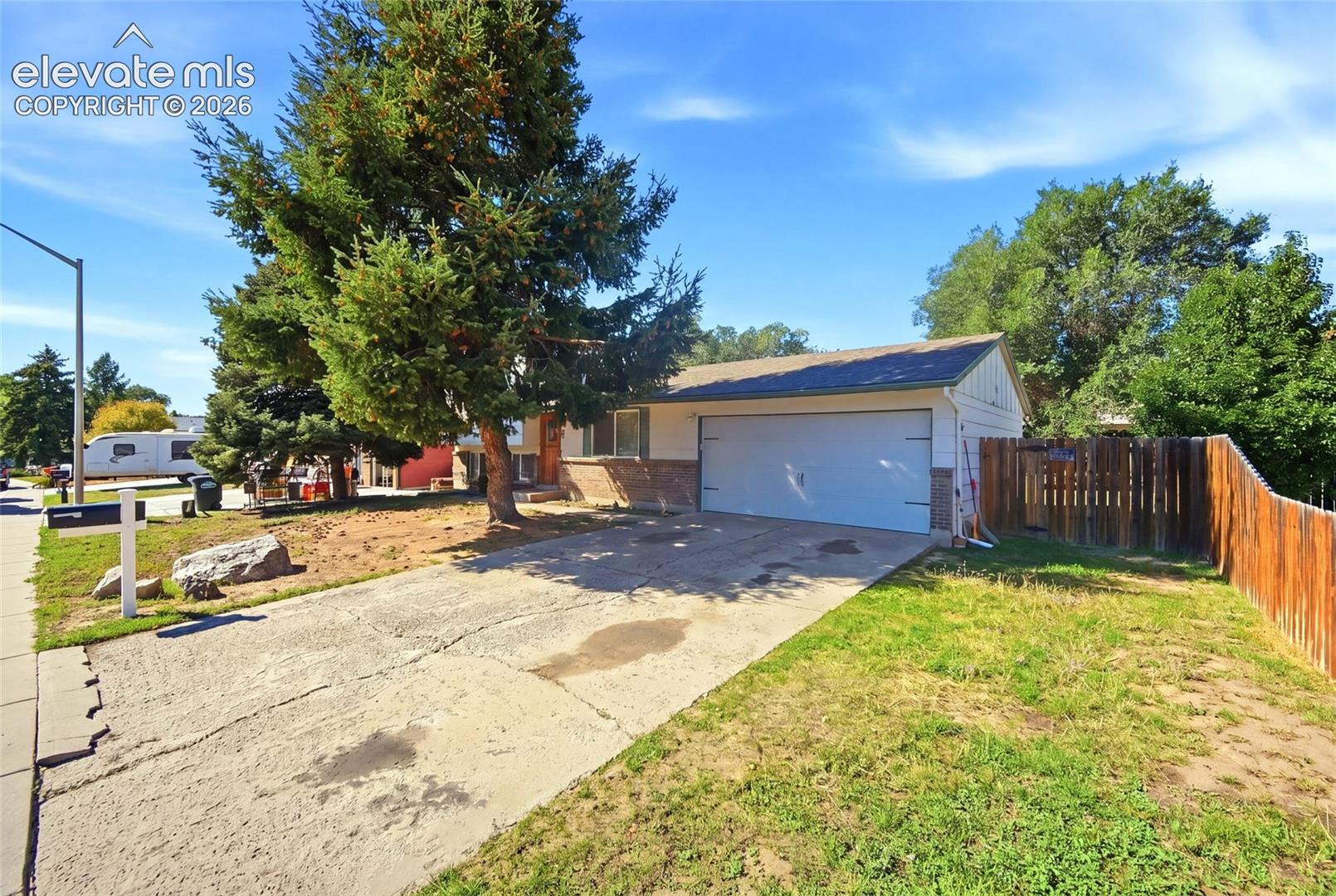 2220 Shawnee Drive