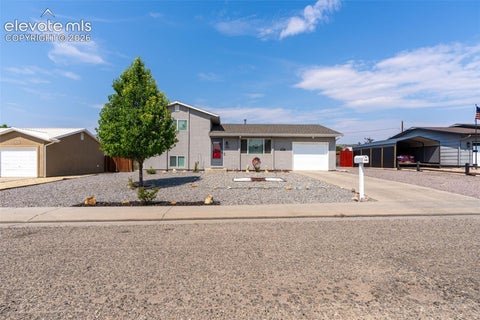 Photo of 951 Tennessee Avenue, Canon City, CO 81212 (MLS # 5139562)