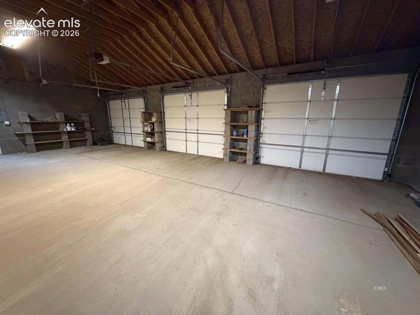 415 Oak Grove Circle