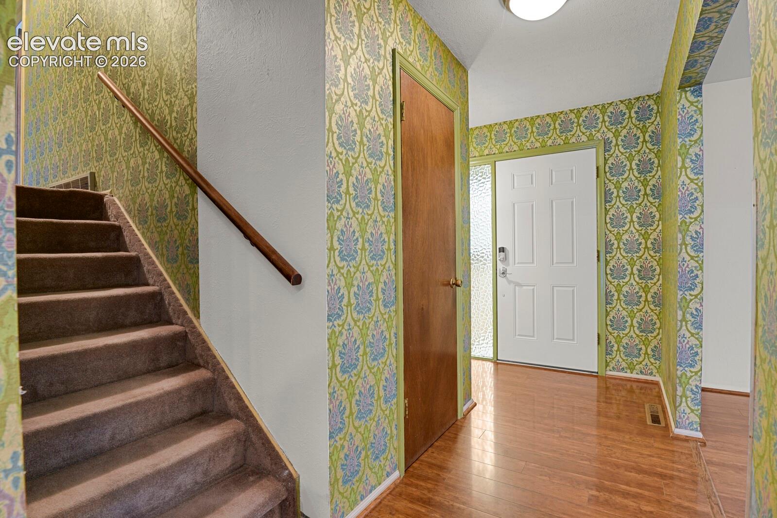 1425 Auburn Drive