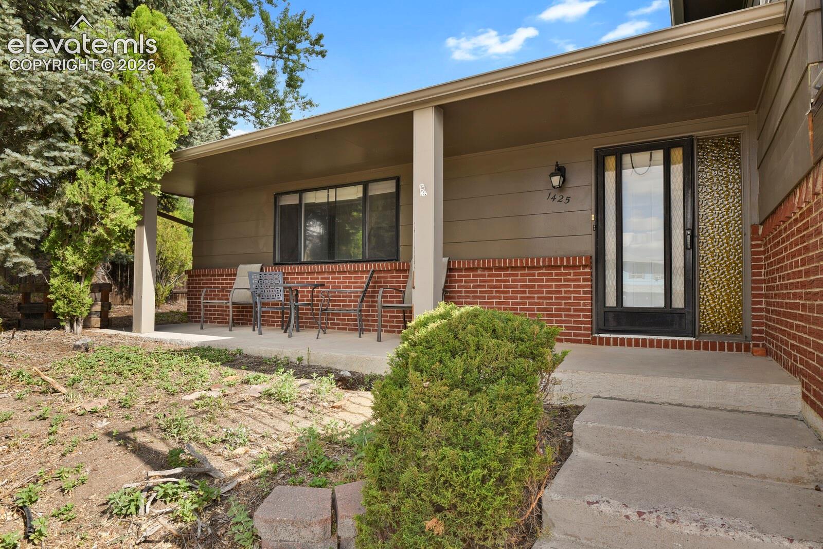 1425 Auburn Drive