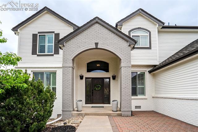 327 Ingleton Court