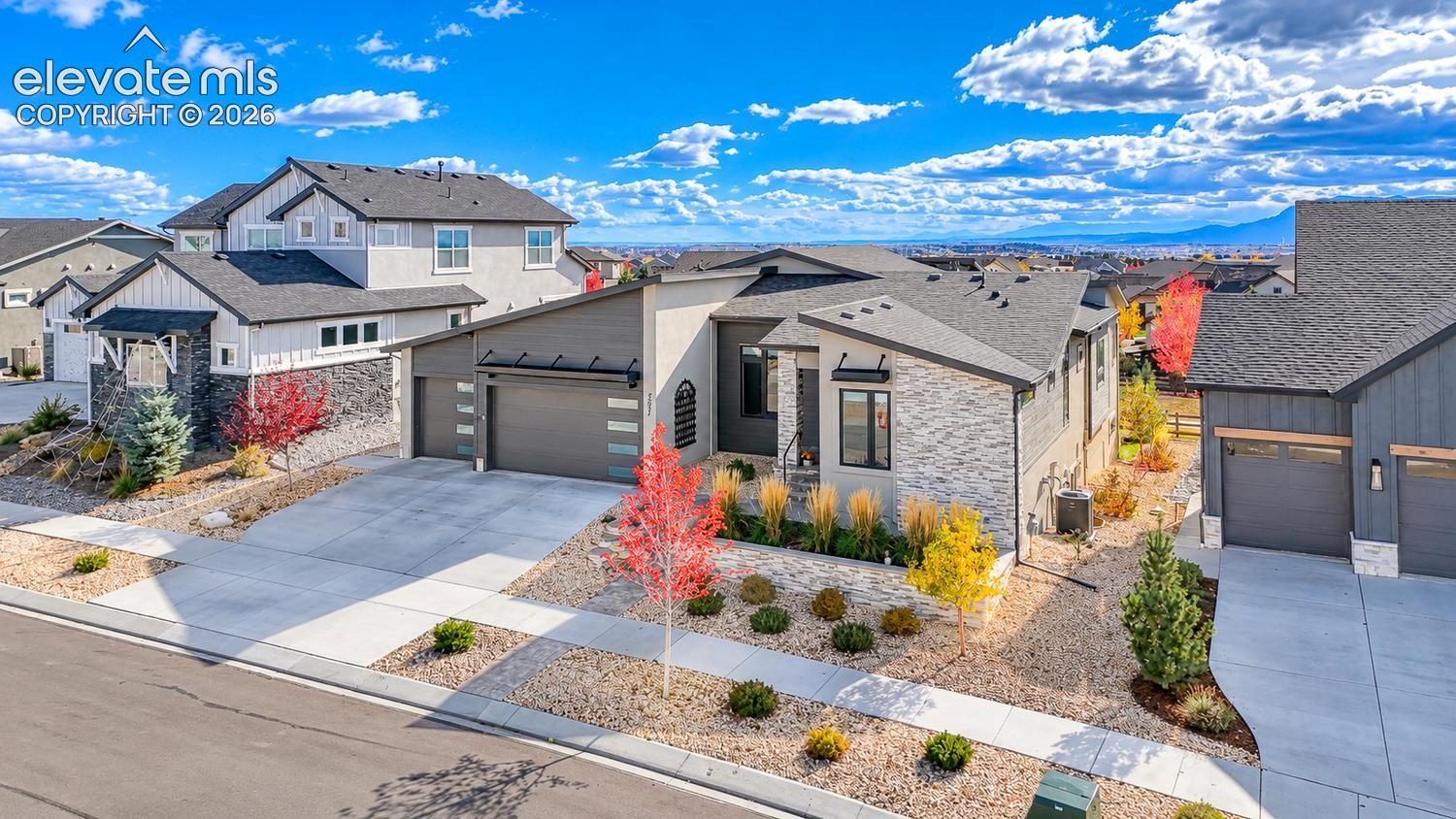 5227 Spinney Mountain Way