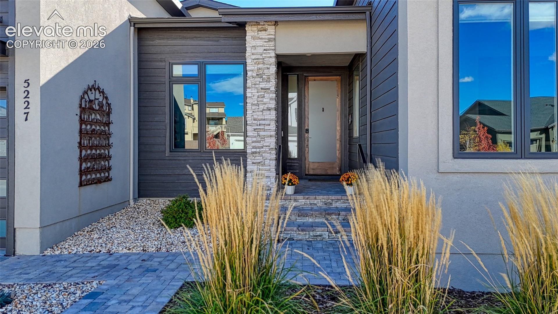 5227 Spinney Mountain Way