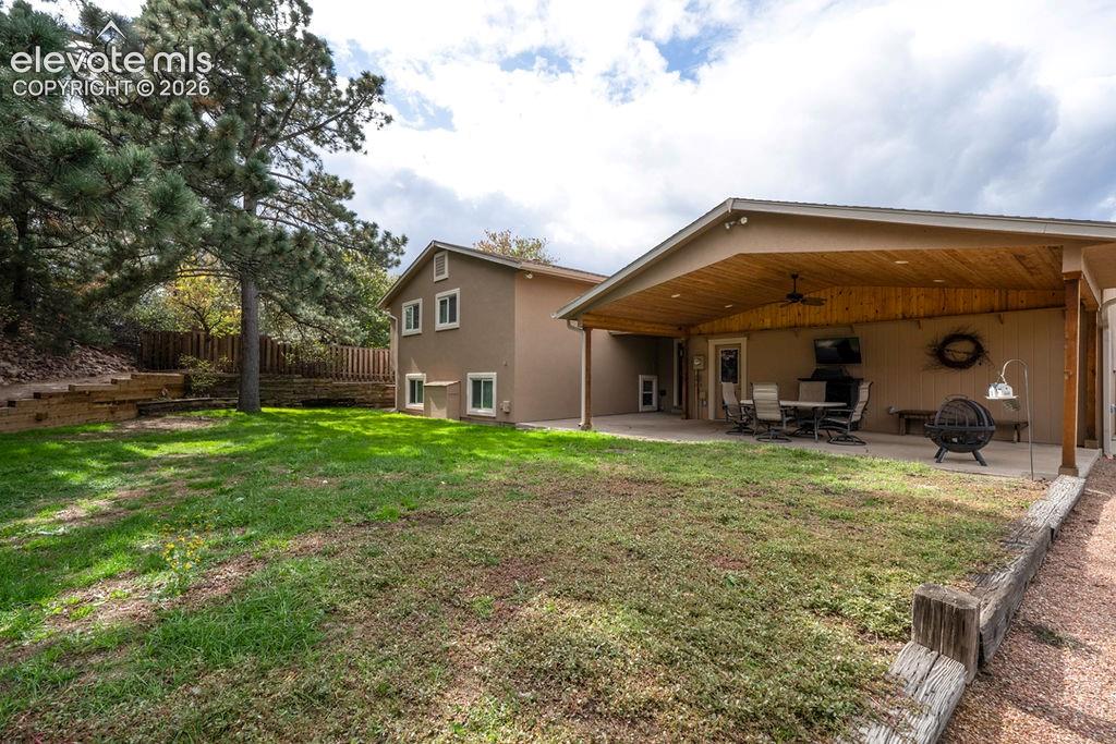 6105 Del Paz Court