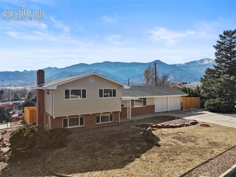 Photo of 2905 Garden Hill Drive, Colorado Springs, CO 80904 (MLS # 1466139)