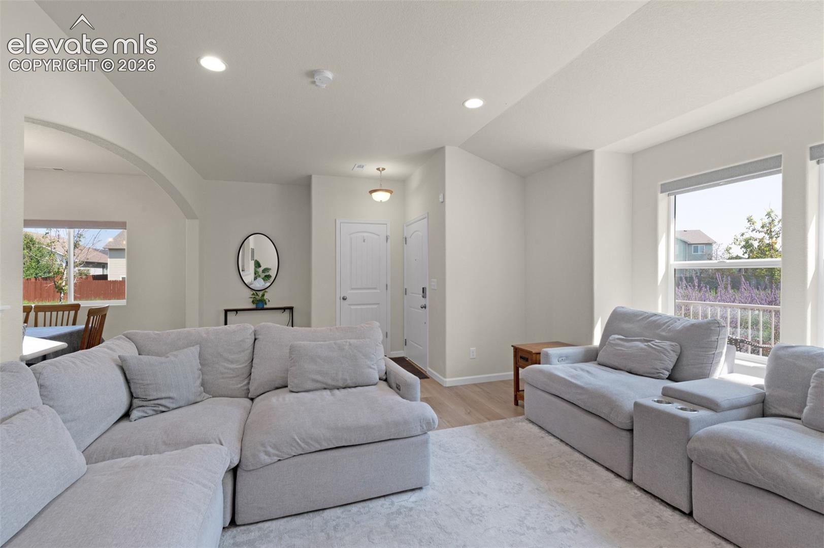 6035 White Wolf Point
