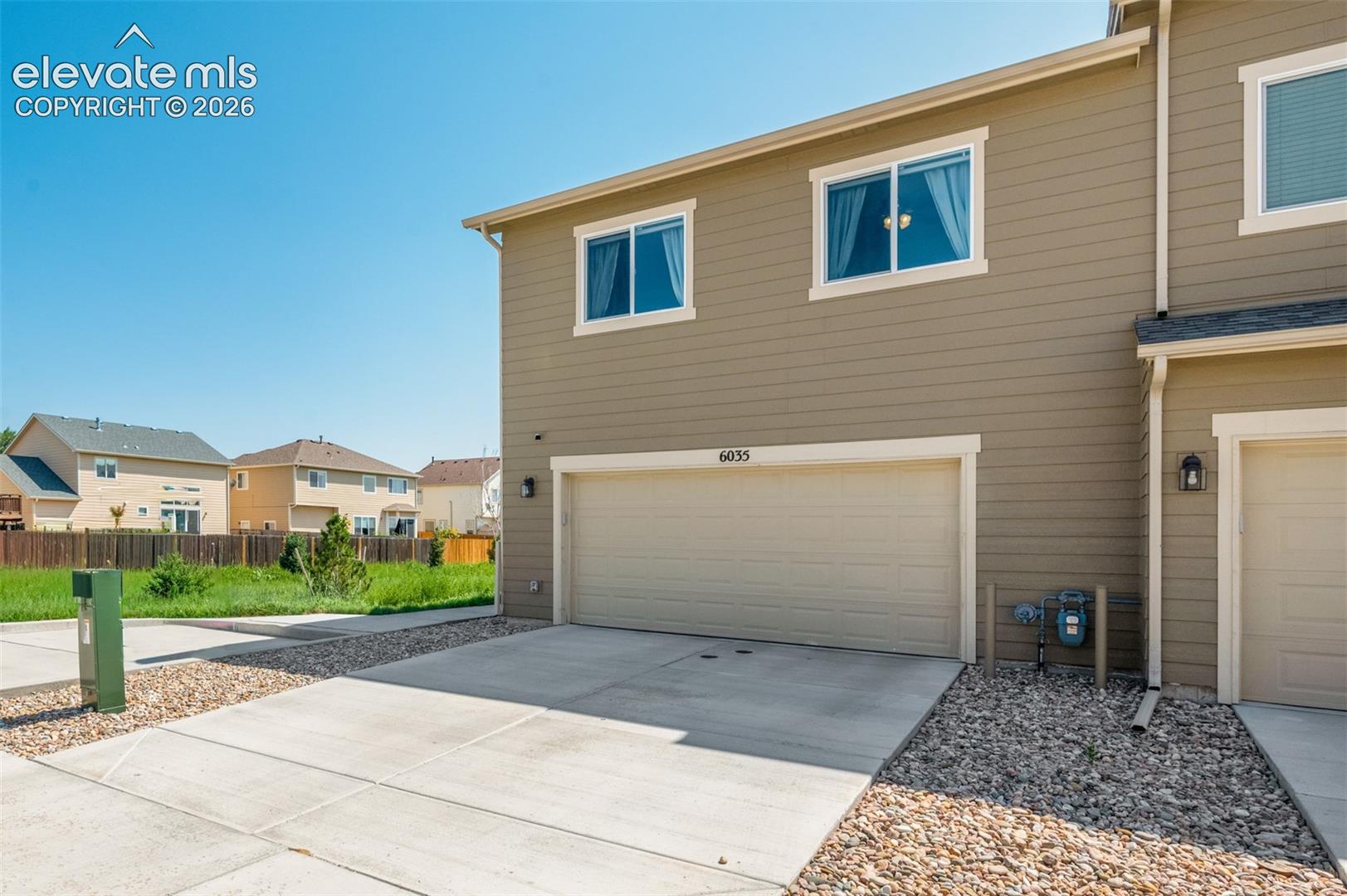 6035 White Wolf Point