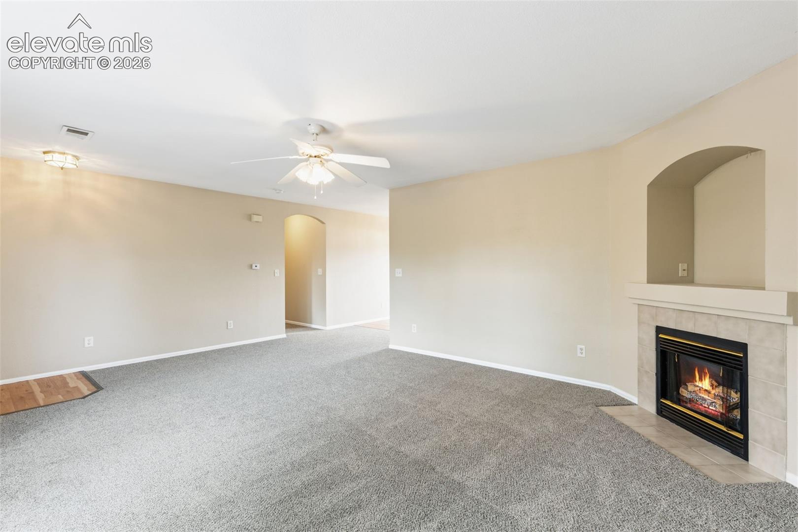 4960 Universal Heights