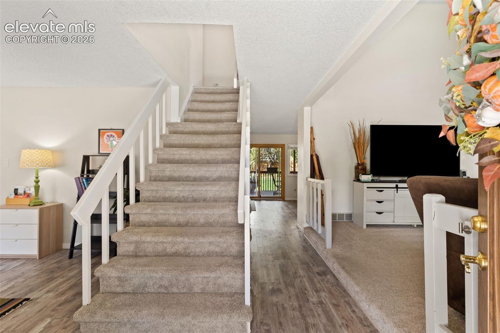 460 Red Cliff Terrace