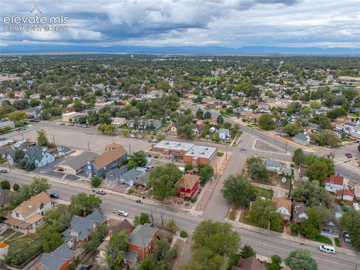 901 E Evans Avenue 903