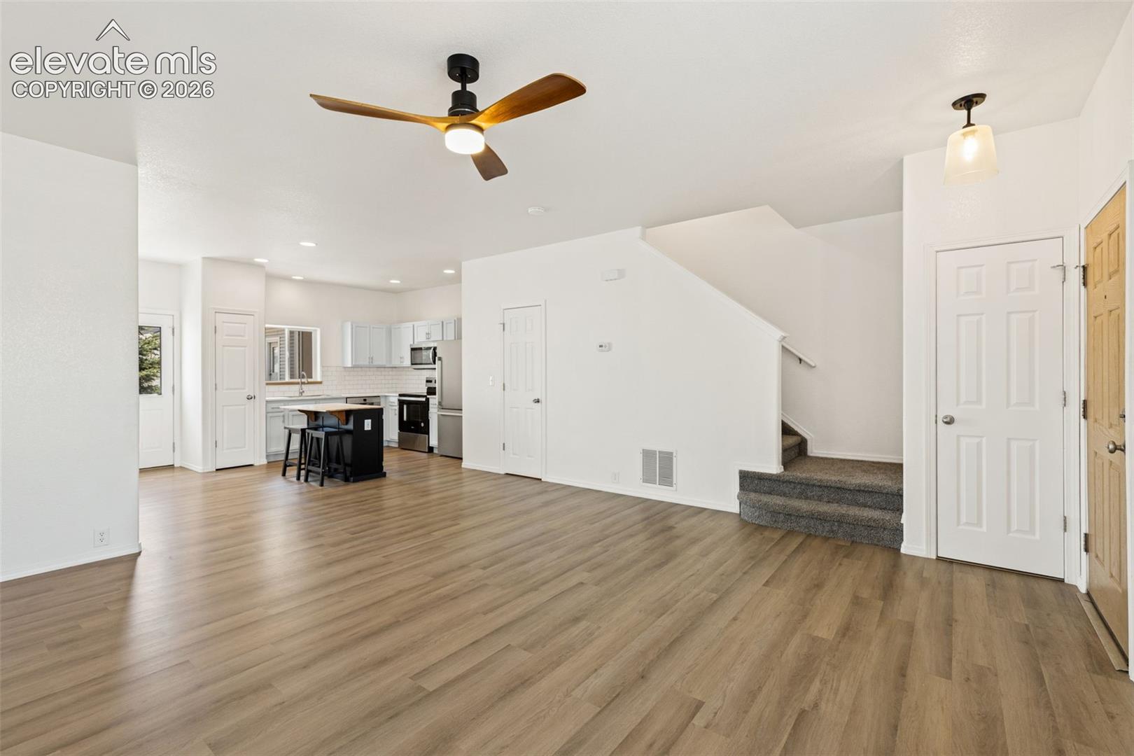 7350 Countryside Grove