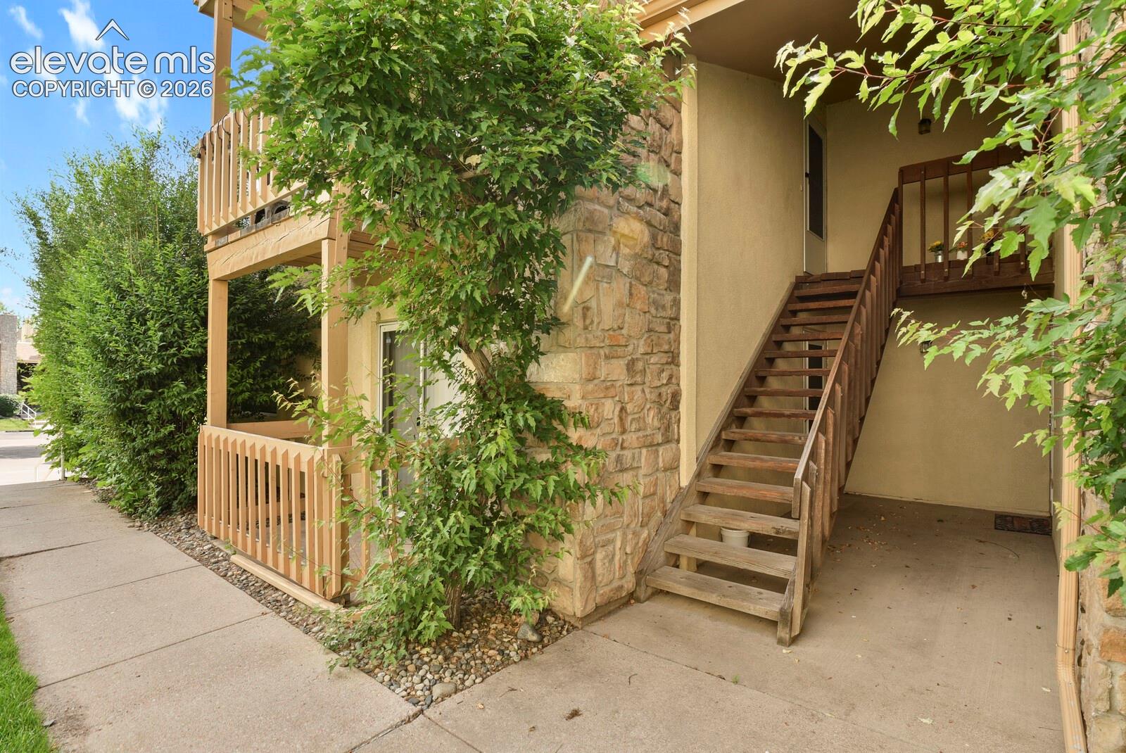 850 Tenderfoot Hill Road #201