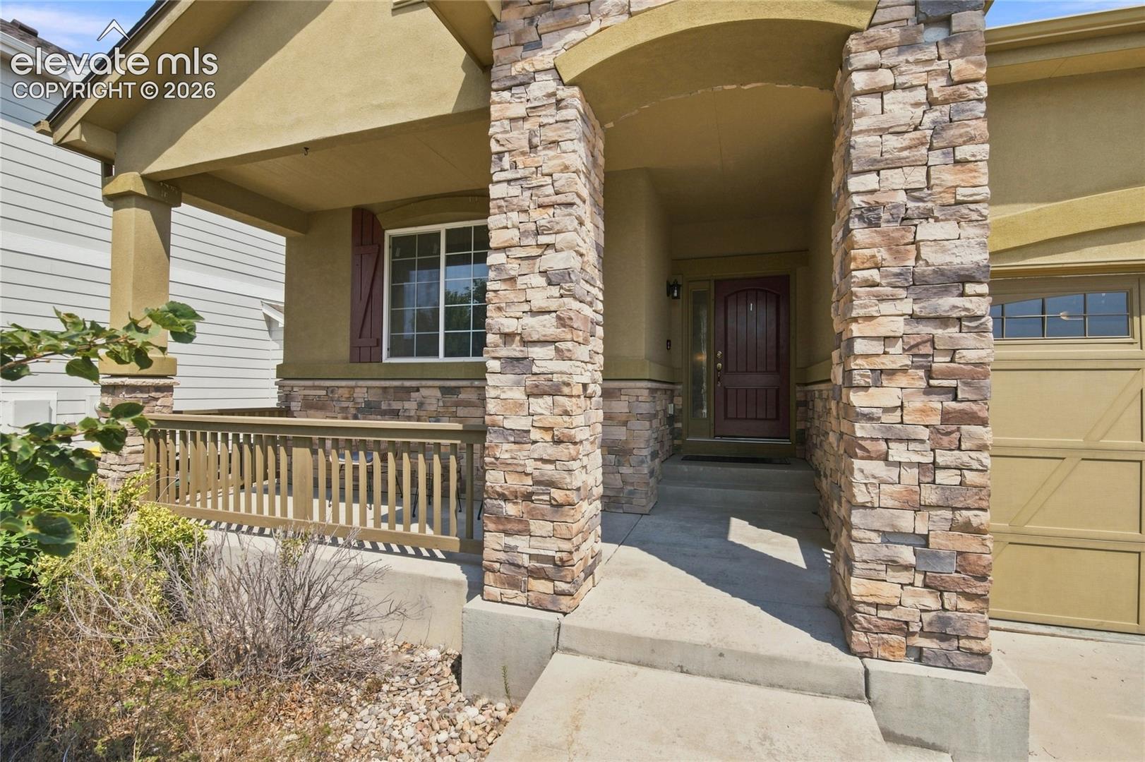 8238 Hollygrape Lane
