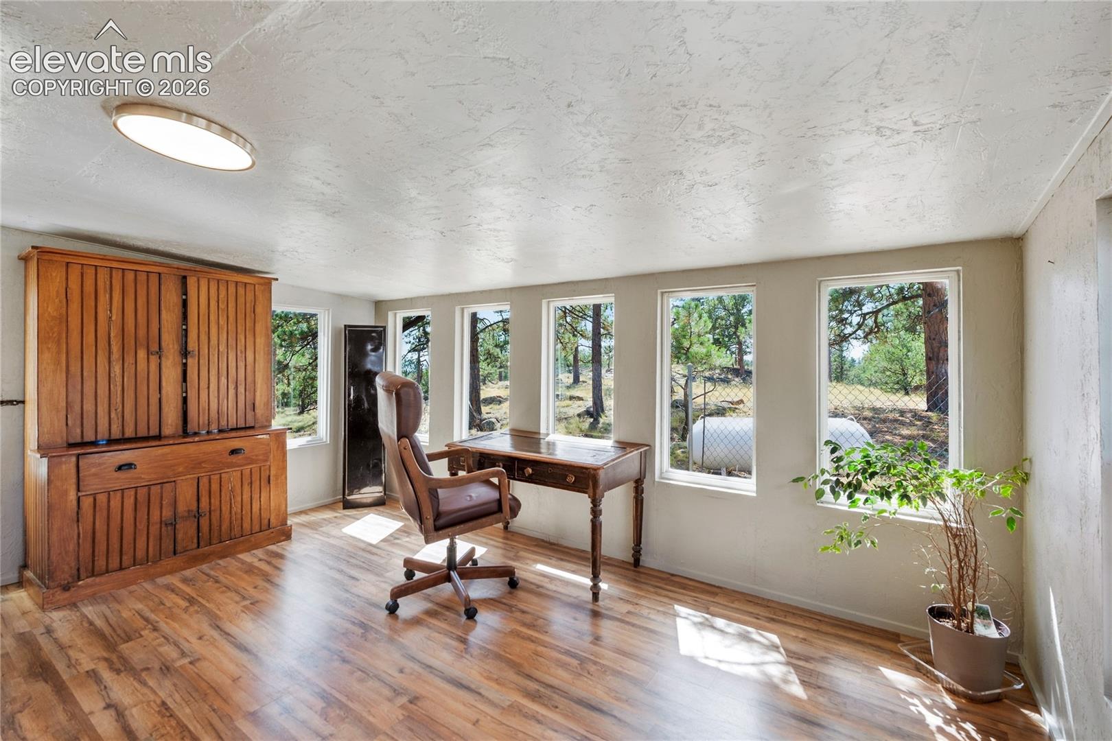 957 Arapahoe Drive