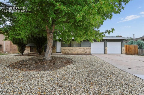 Photo of 5355 Mule Deer Drive, Colorado Springs, CO 80919 (MLS # 1612290)