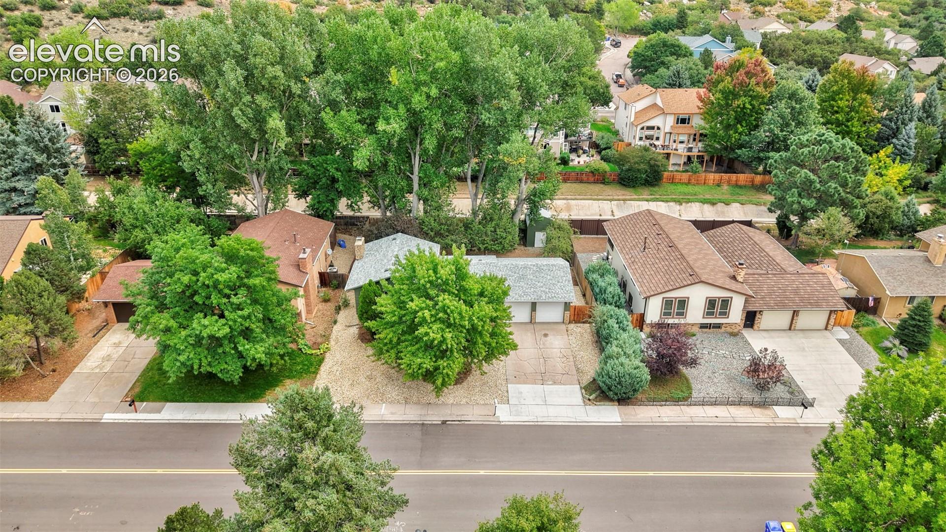 5355 Mule Deer Drive