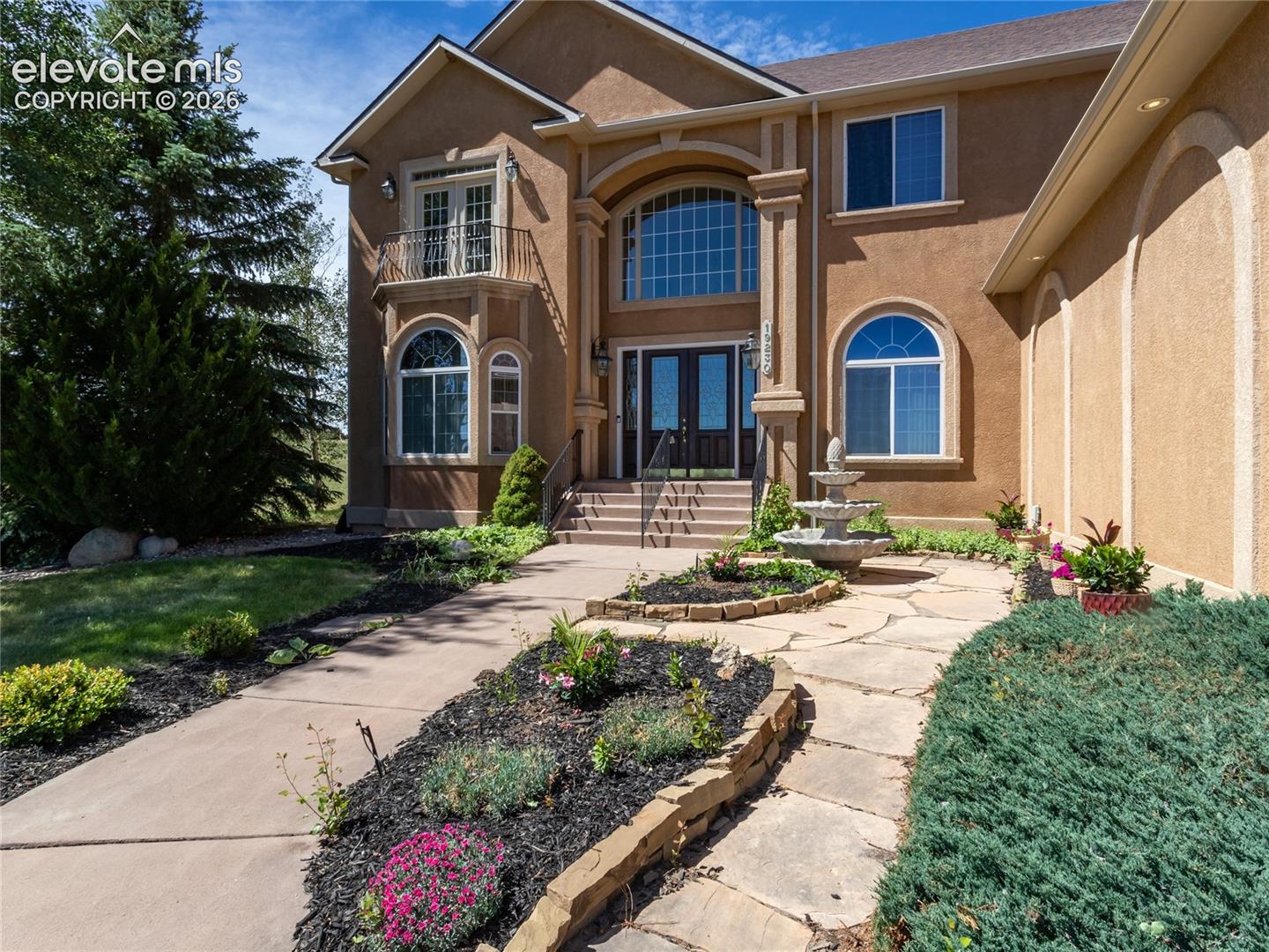19230 Lochmere Court