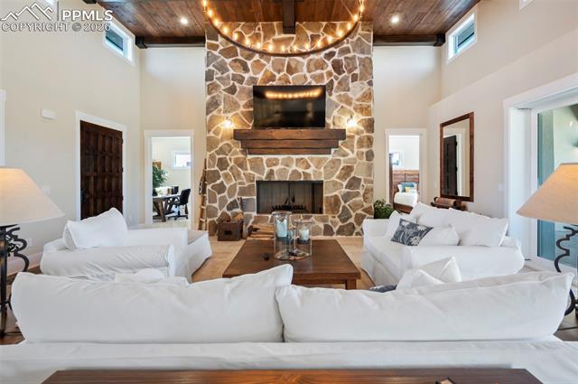4694 Settlers Ranch Road
