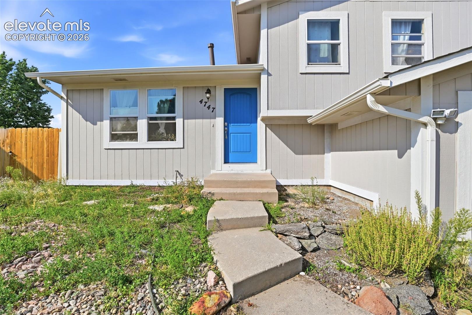 4747 Hackamore Drive