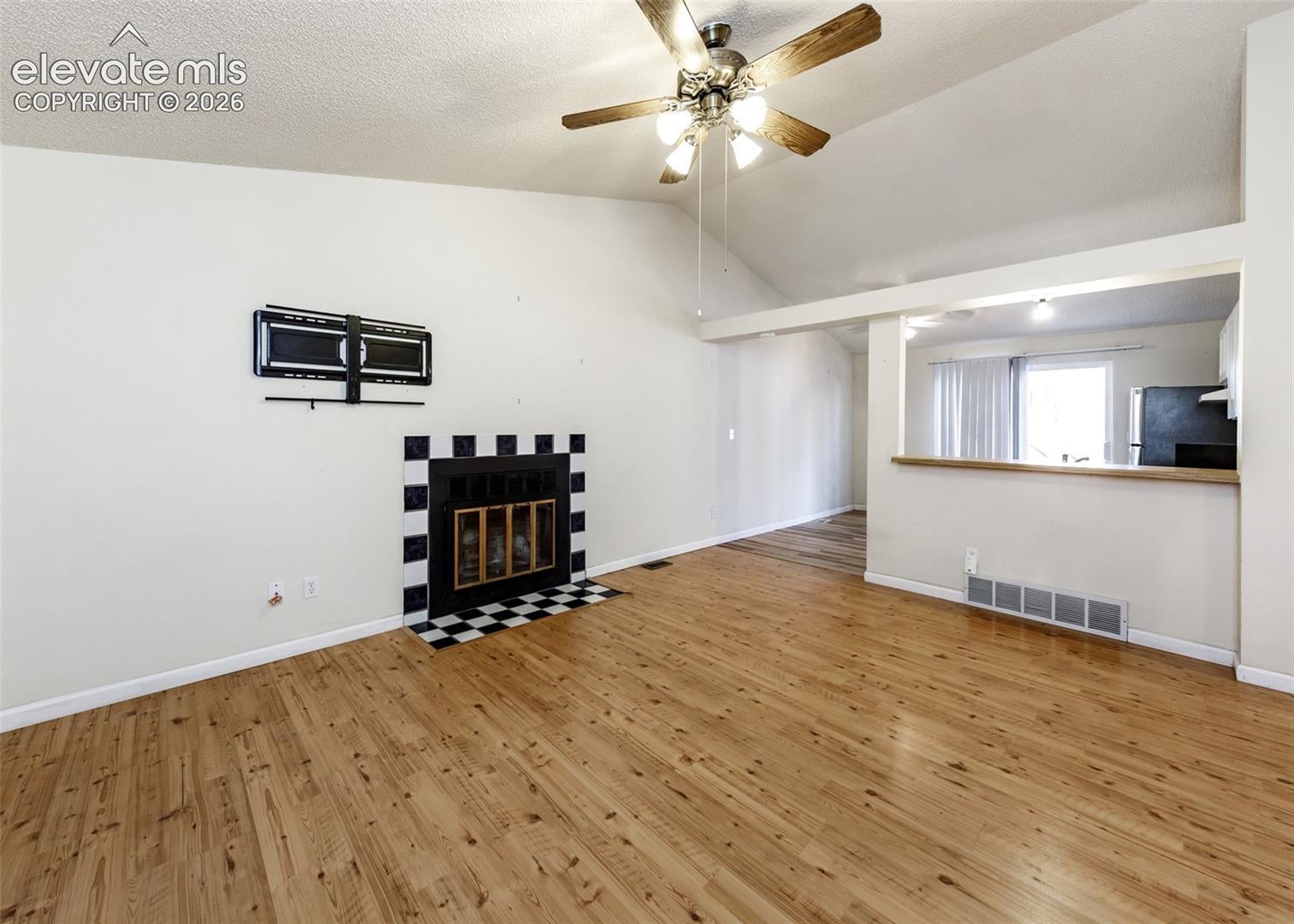 1210 Sandpiper Drive