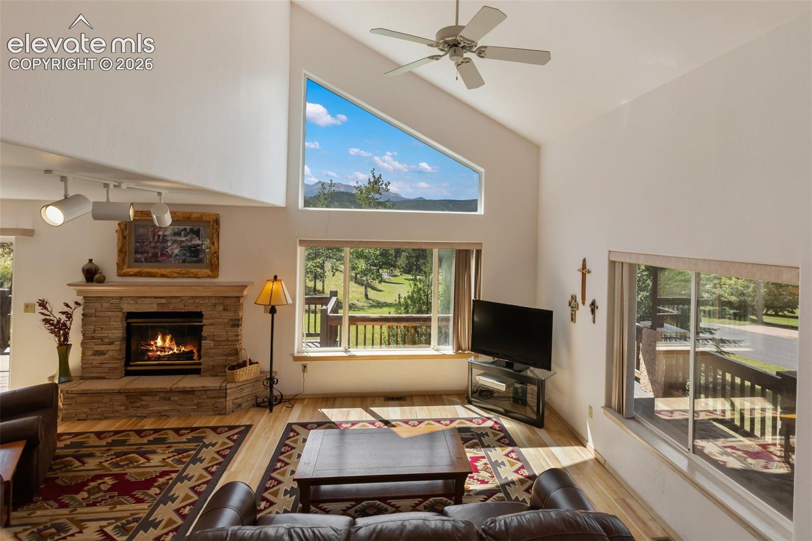 625 Sun Valley Drive