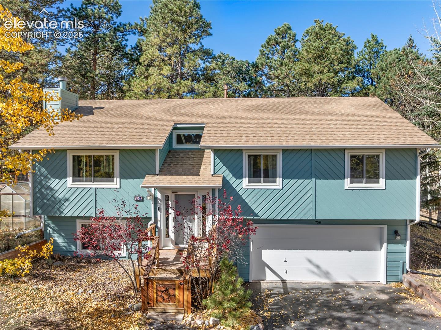 750 W Northwoods Drive