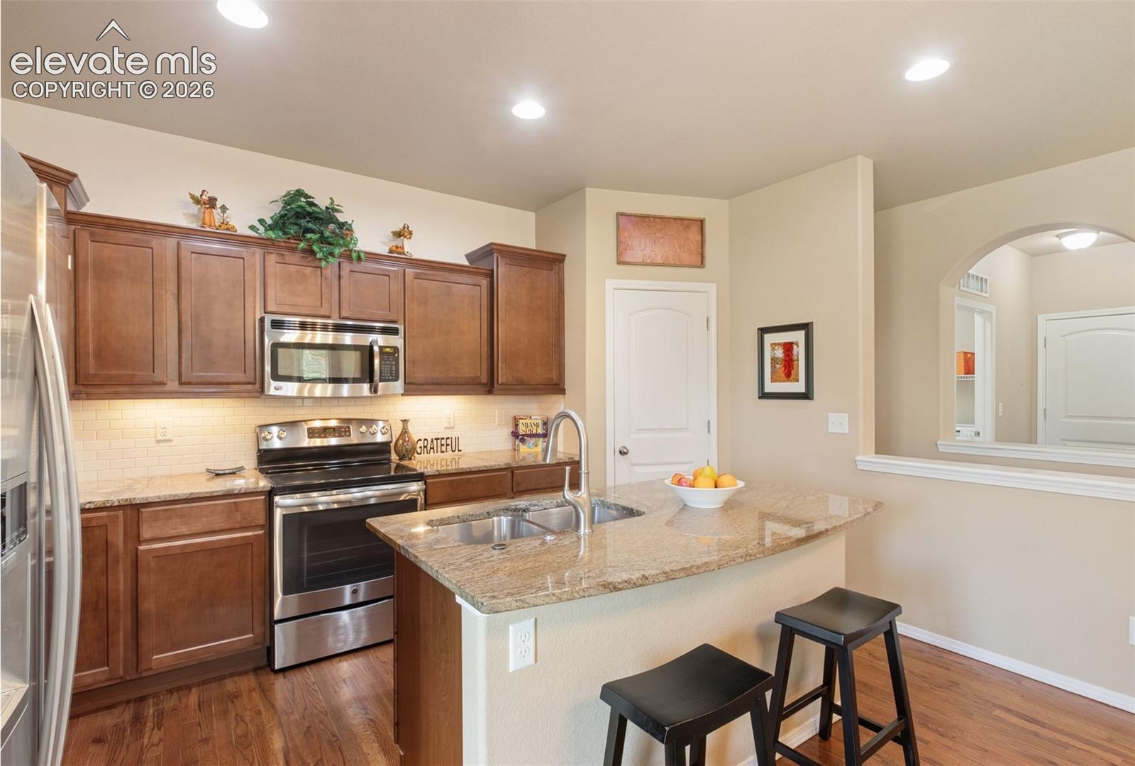 7620 Eagle Feather Point