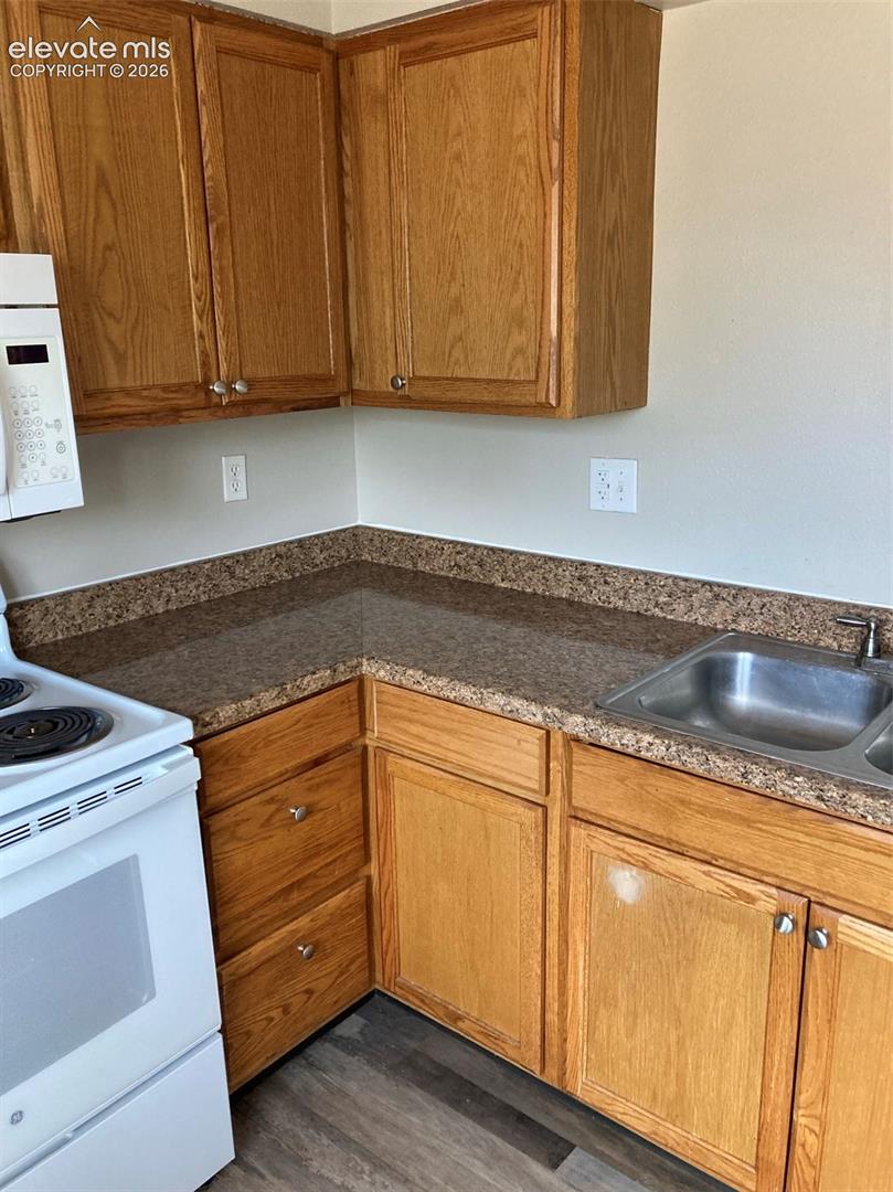 403 Mountain View Place