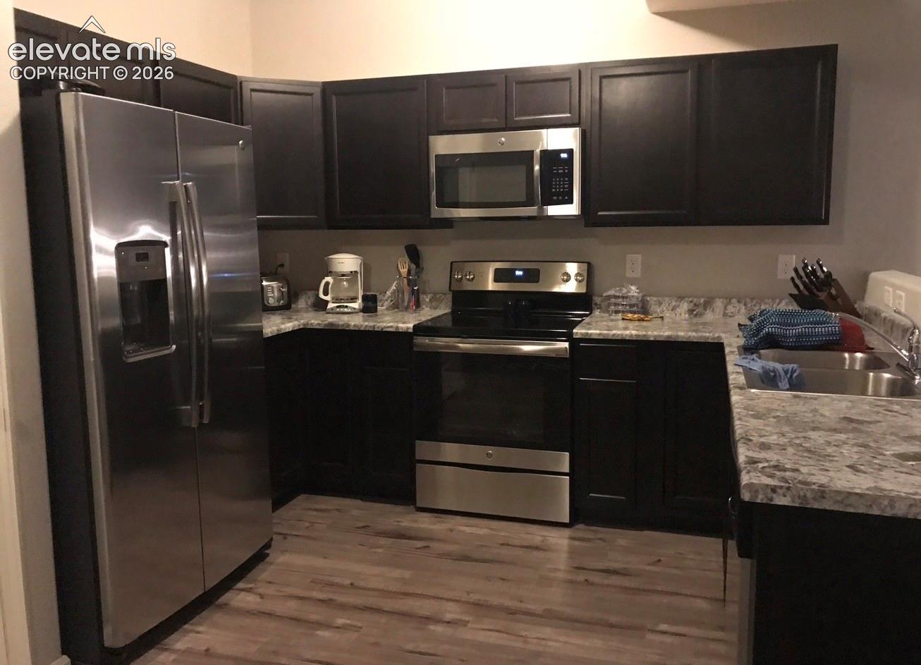 1581 Kempton Alley