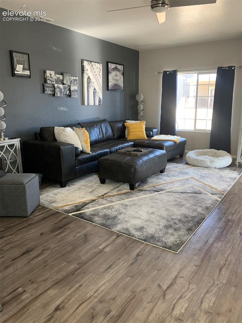 1581 Kempton Alley