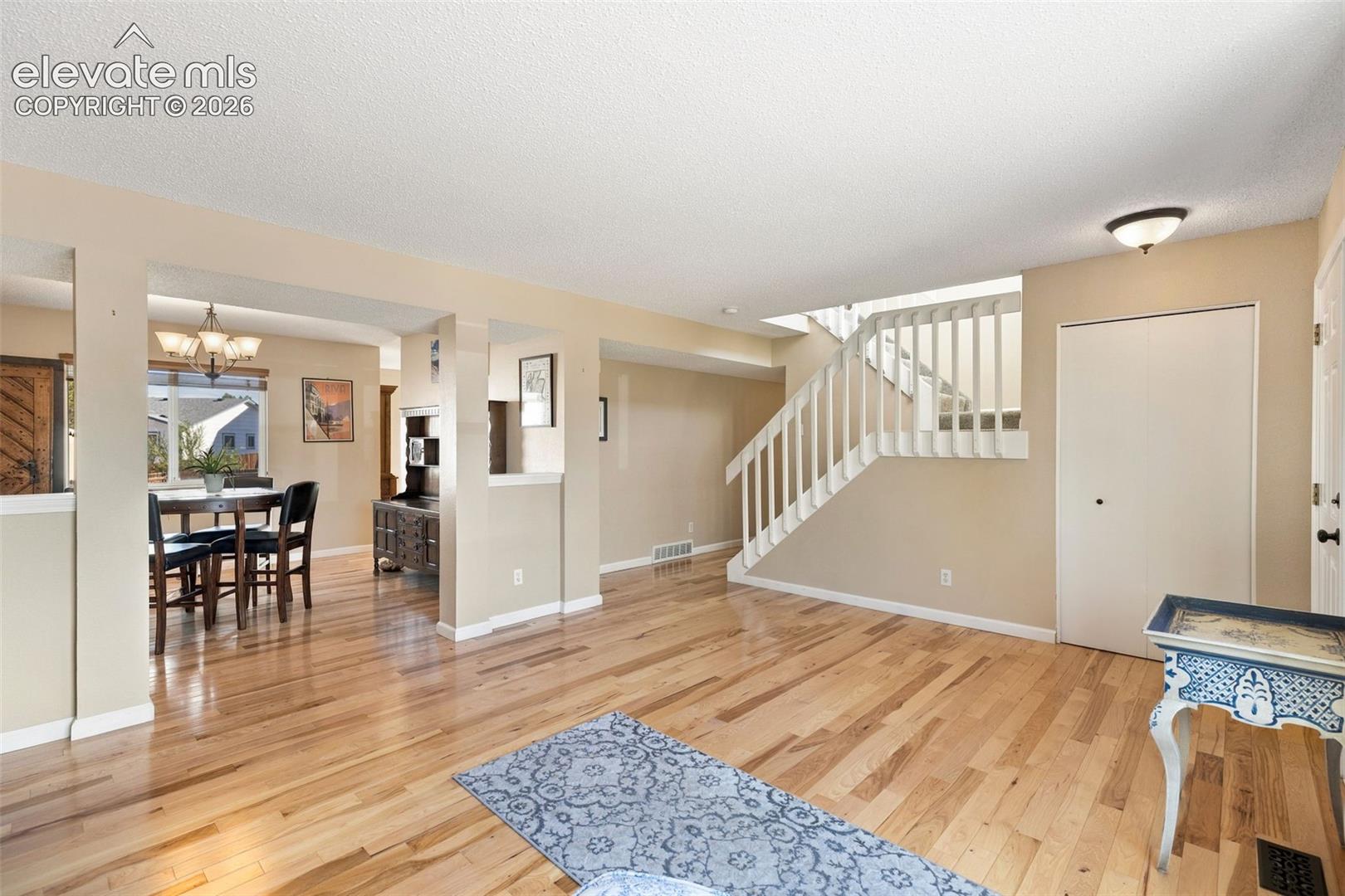 1150 Pipestone Court