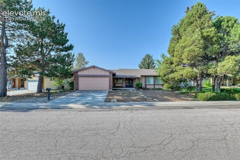 Photo of 569 Red Cliff Road, Colorado Springs, CO 80906 (MLS # 9831031)