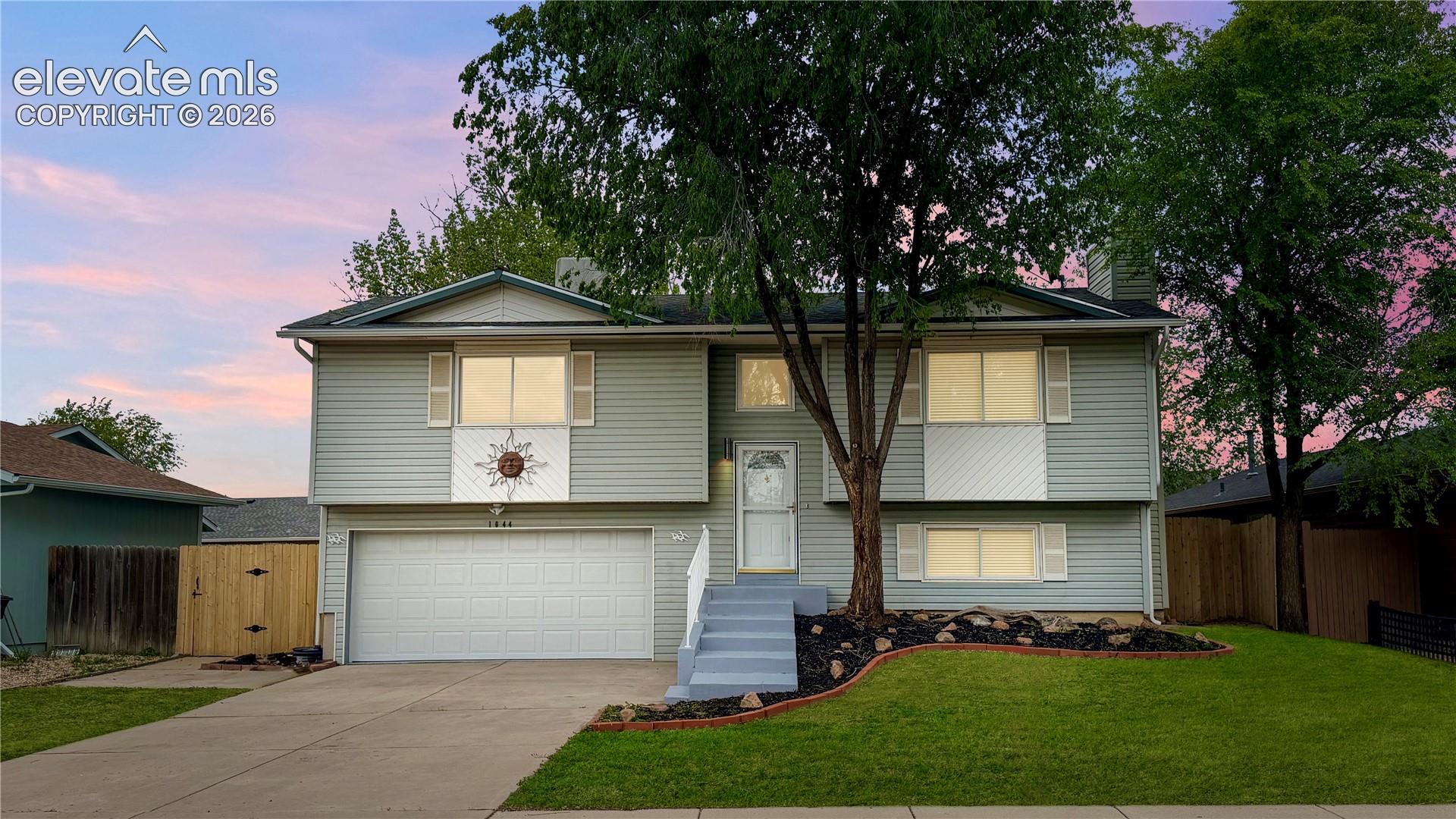 1044 Bromefield Drive