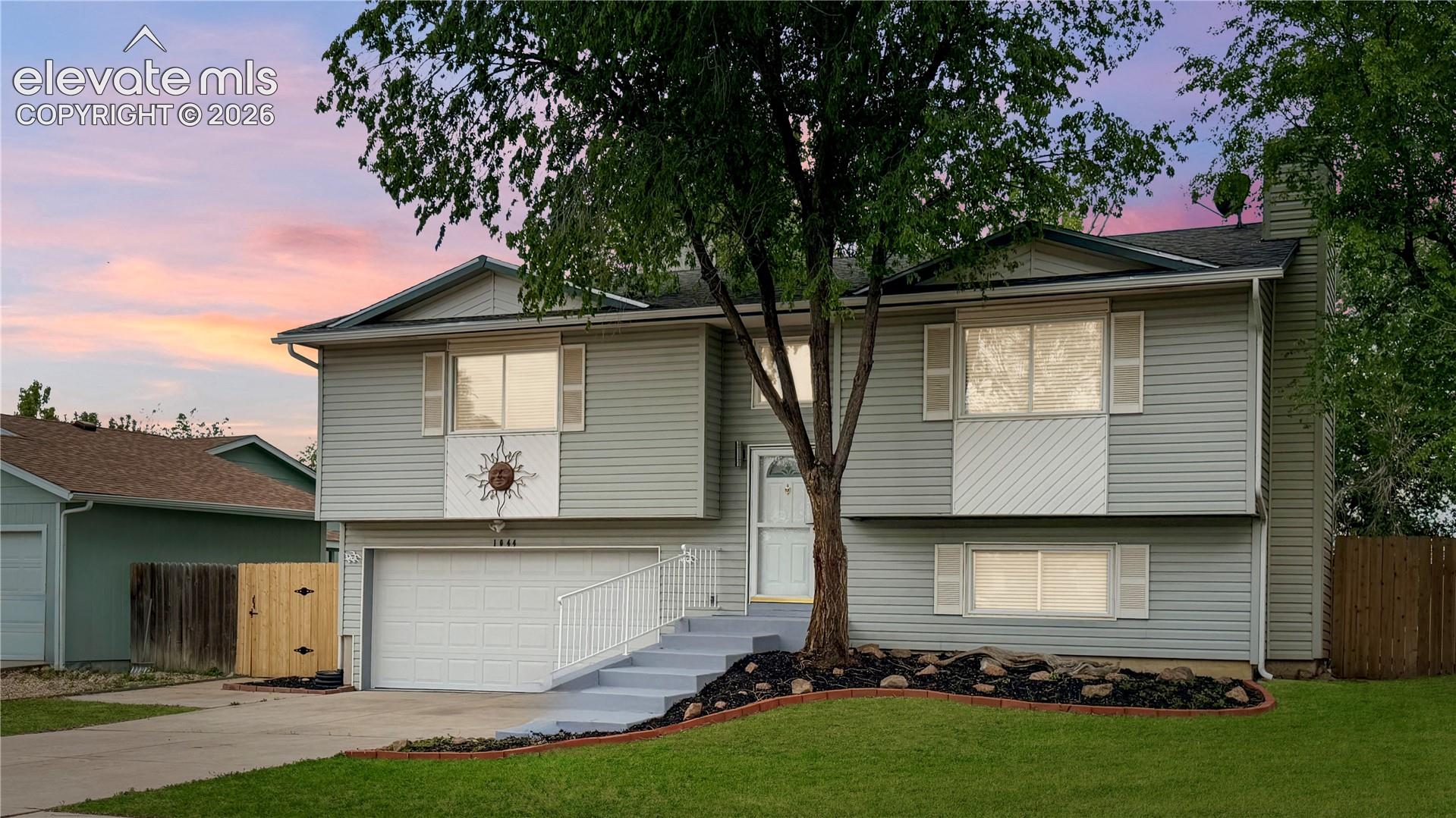 1044 Bromefield Drive