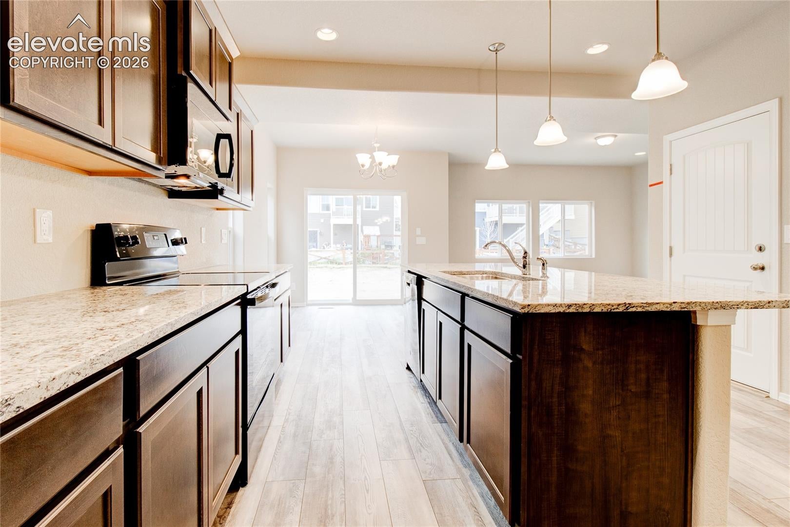8561 Perkins Lane