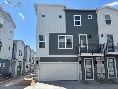Photo of 832 Beckton Heights, Colorado Springs, CO 80907 (MLS # 9505194)