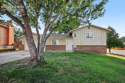 Photo of 1065 Applewood Drive, Colorado Springs, CO 80907 (MLS # 1402644)