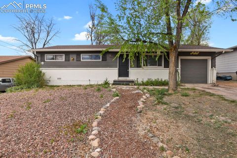 Photo of 1540 Saratoga Drive, Colorado Springs, CO 80910 (MLS # 3132839)