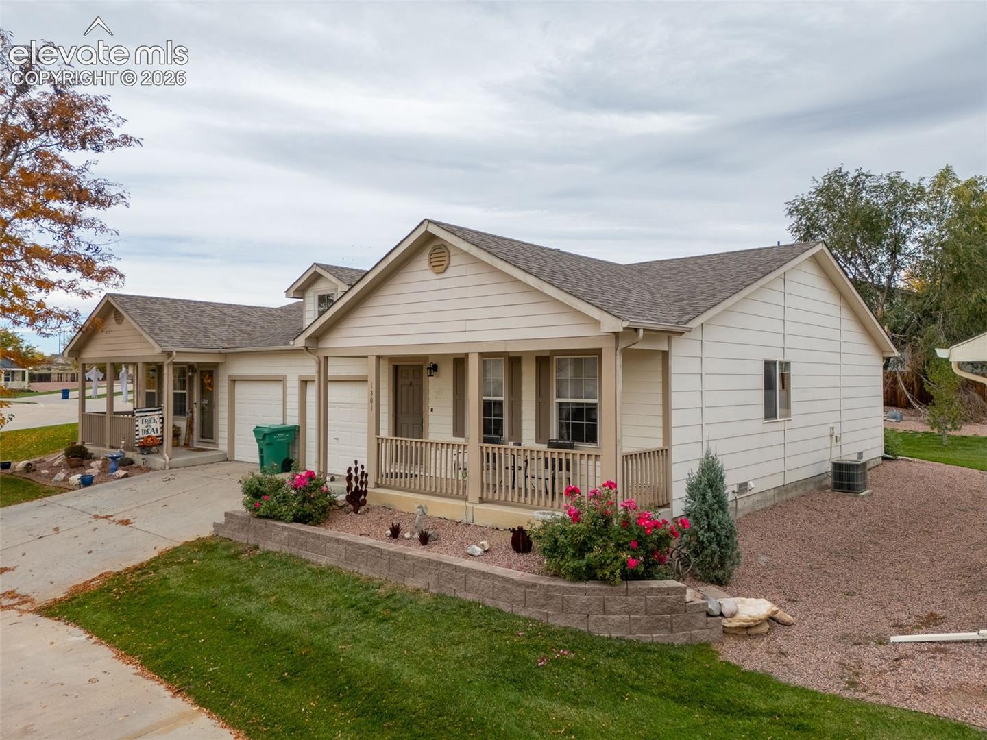 1301 Silver Hawk Court
