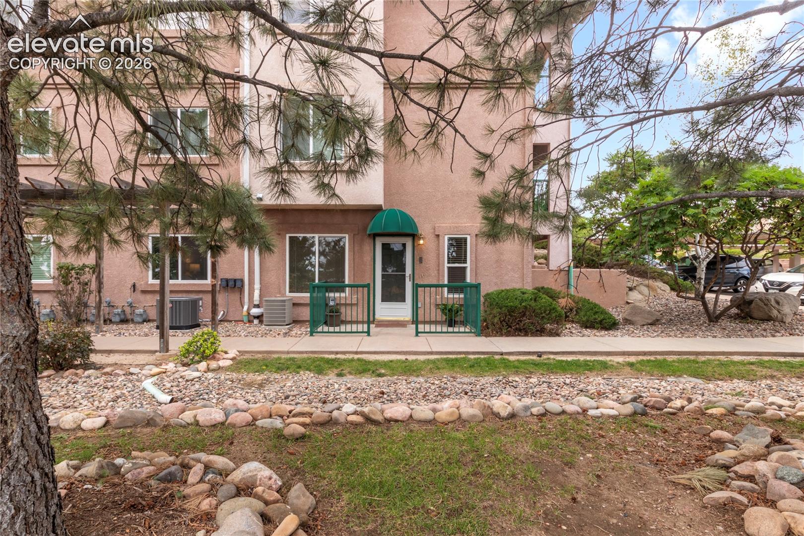 3020 Mandalay Grove 2